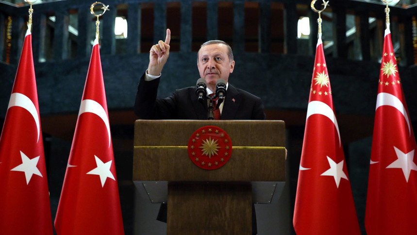 W co „gra” Erdogan?